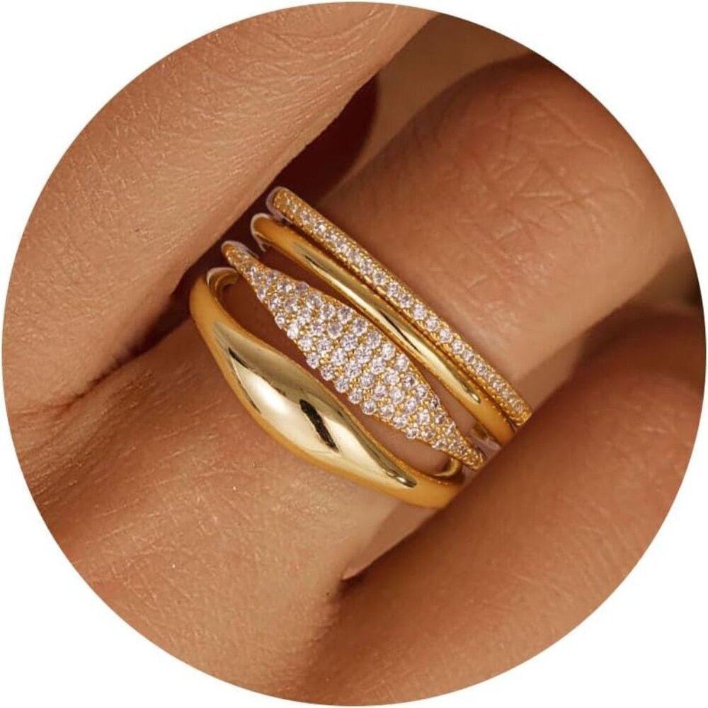 Lightweight Dainty Gold Stackable Rings Set - 4pcs Size 7 for Everyday Elegance